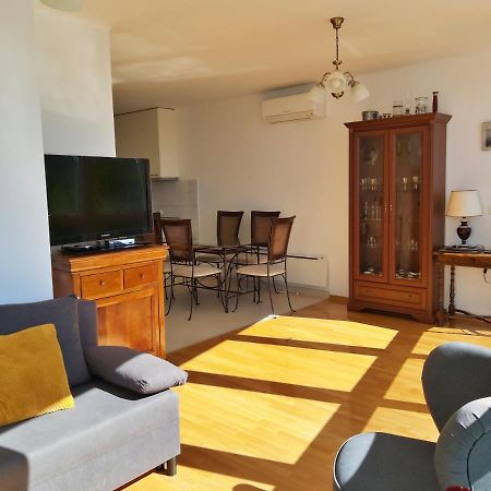 Apartment Lora Omiš Extérieur photo