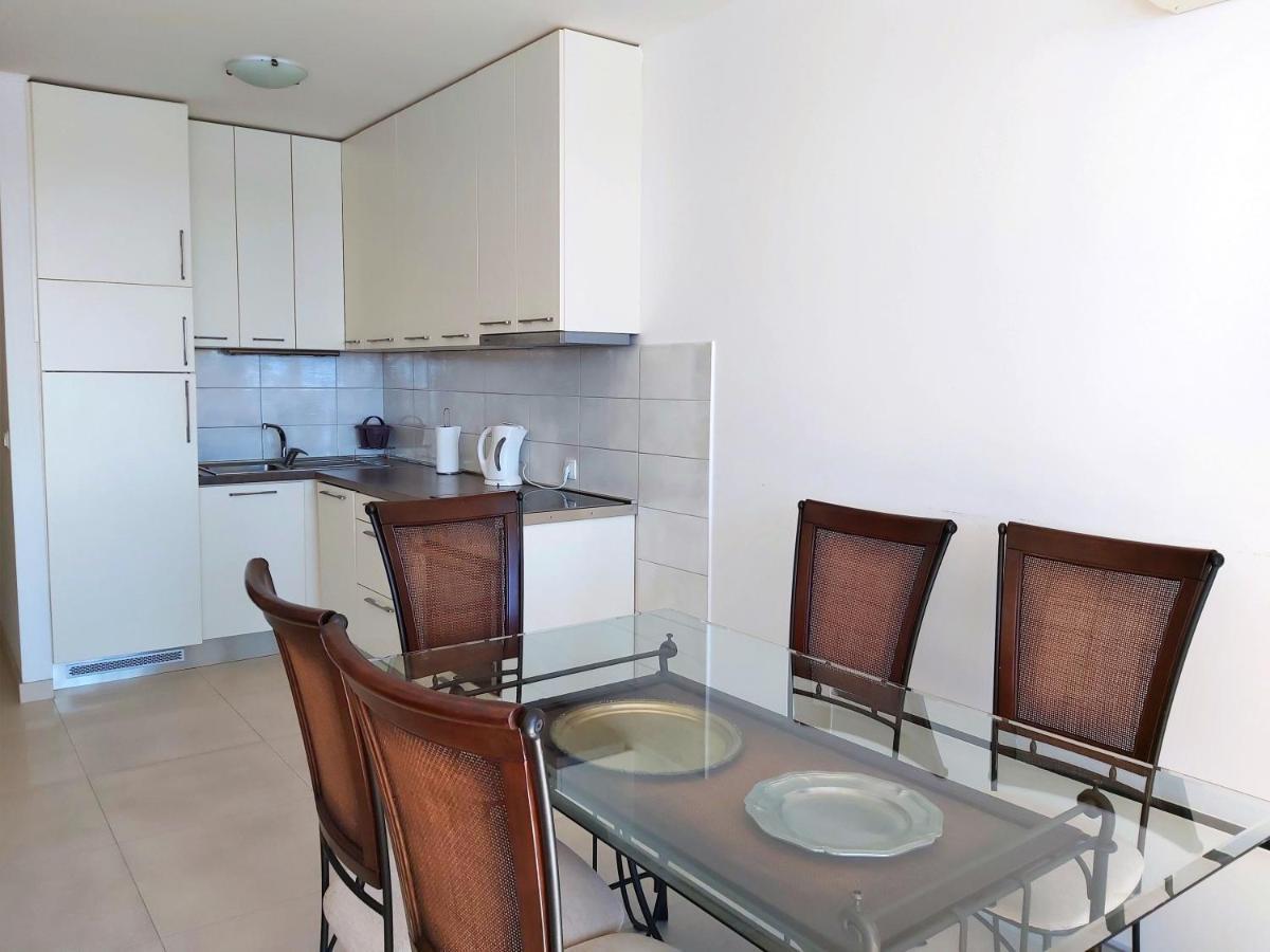 Apartment Lora Omiš Extérieur photo