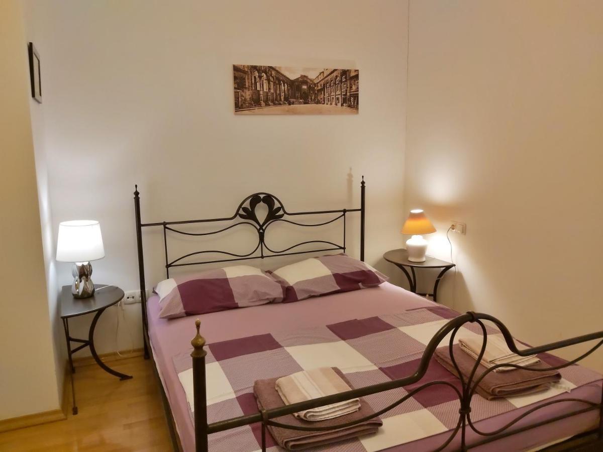 Apartment Lora Omiš Extérieur photo