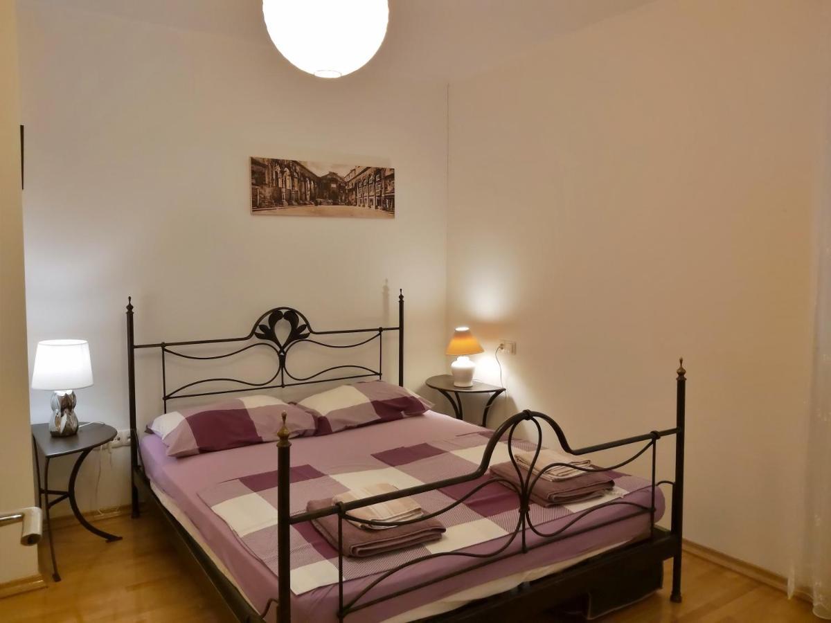 Apartment Lora Omiš Extérieur photo