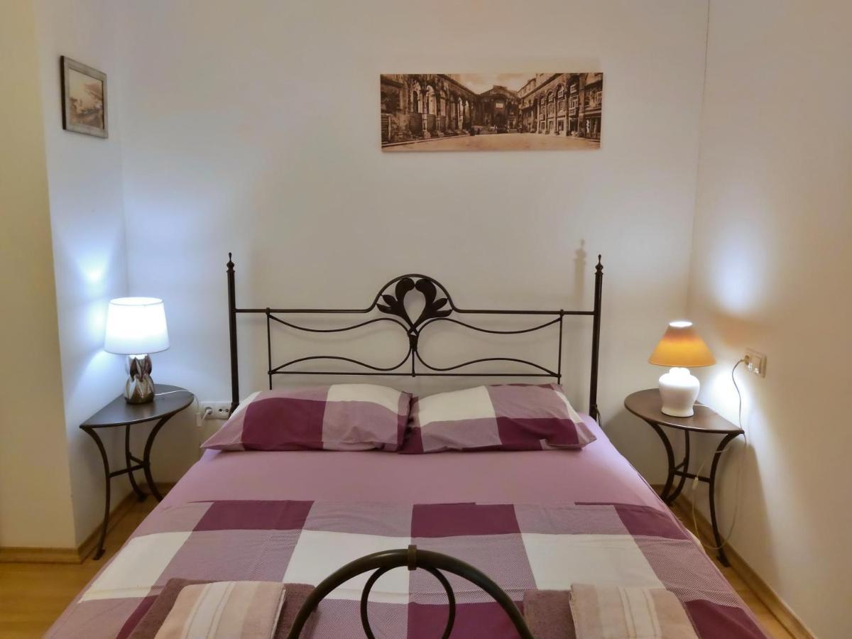 Apartment Lora Omiš Extérieur photo